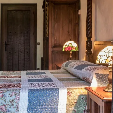 Mas Tulsa Girona Country house *